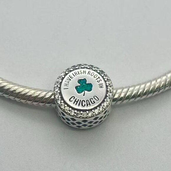 Pandora Chicago I Have Irish Roots Ih four-leaf clover Exclusive Charm Bracelets - Picture 1 of 3